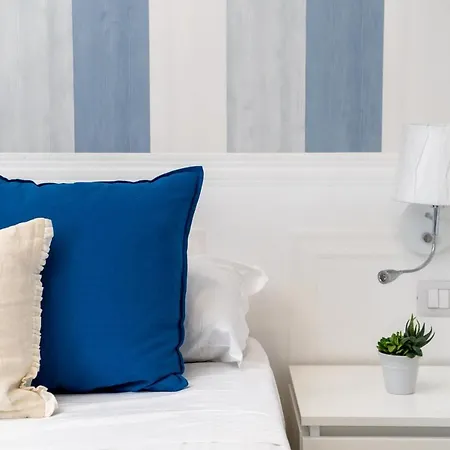 Bed & Breakfast Napoliviva Bovio 4*