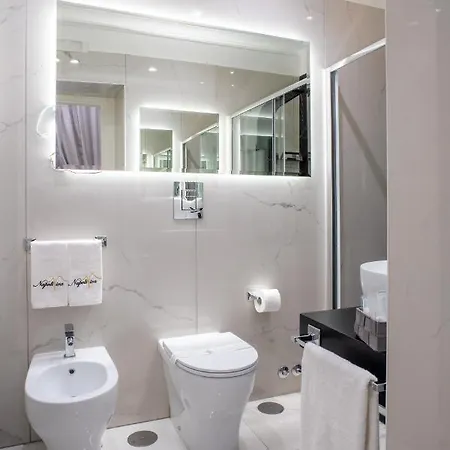 Bed & Breakfast Napoliviva Bovio 4*